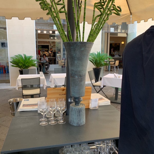 7/6/2019 tarihinde Dinh P.ziyaretçi tarafından Caffè Pedrocchi'de çekilen fotoğraf