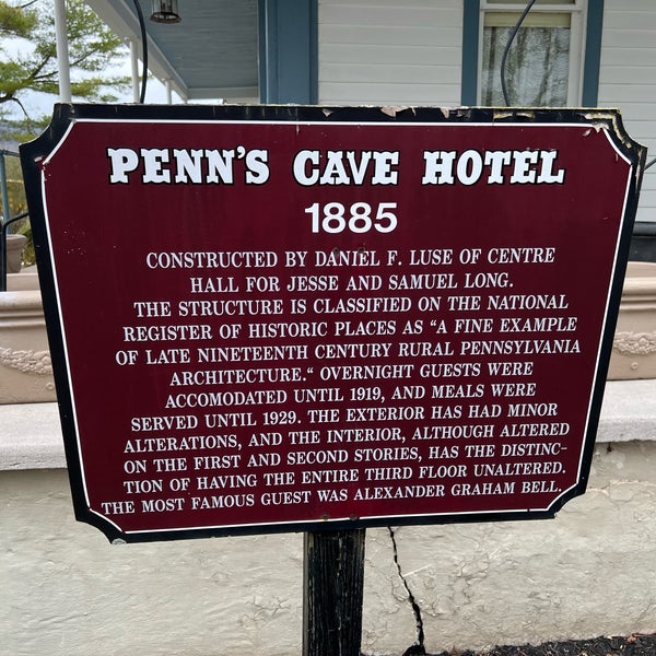 Снимок сделан в Penn&#39;s Cave пользователем Hubert 3/31/2024