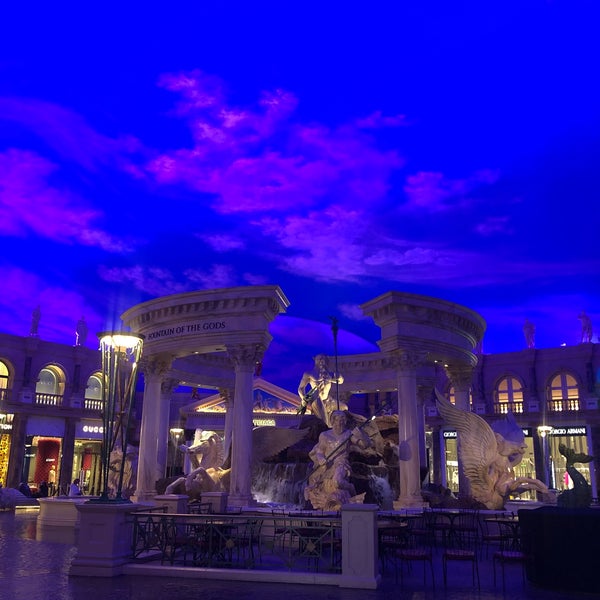 Forum Shops in Caesar S Palace in Las Vegas Editorial Stock Image - Image  of hotel, light: 39418094