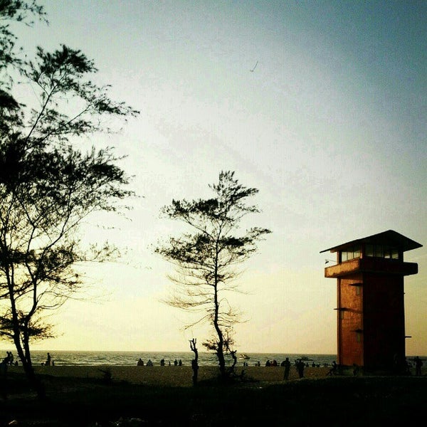 Photo prise au Panambur Beach par Roshan le1/27/2013