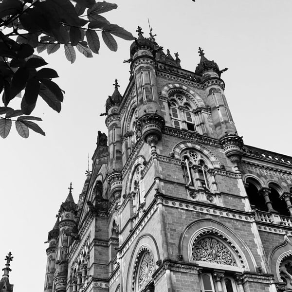Снимок сделан в Chhatrapati Shivaji Maharaj Terminus пользователем Roshan 11/3/2020