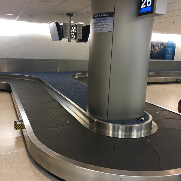 Baggage Claim 2527 Miami International Airport Concourse D