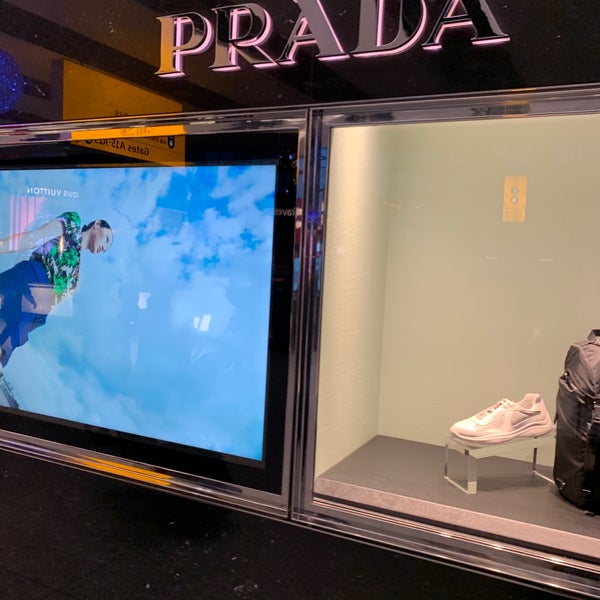 prada heathrow terminal 5