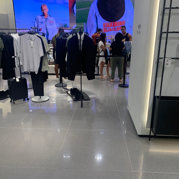 Zara Miami Financial District Miami, FL