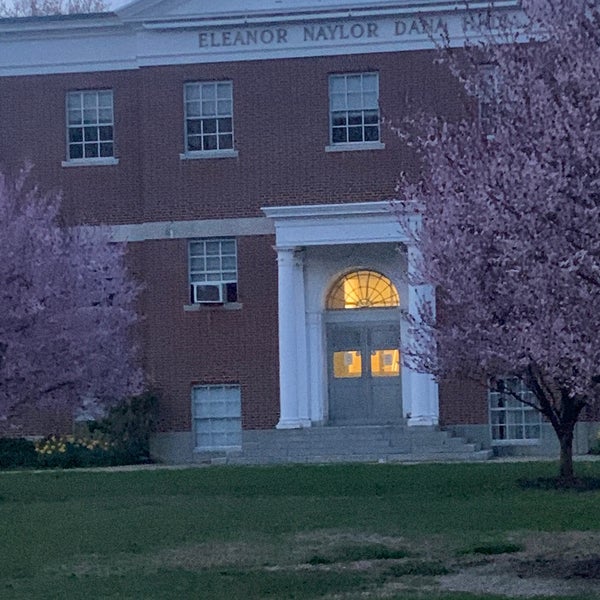 End hall. End hall