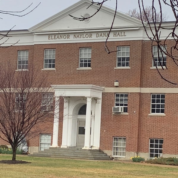 End hall. End hall