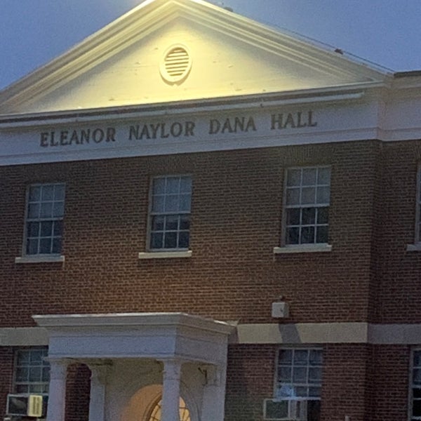 End hall. End hall