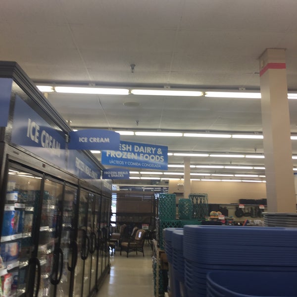 Big Lots Big Box Store