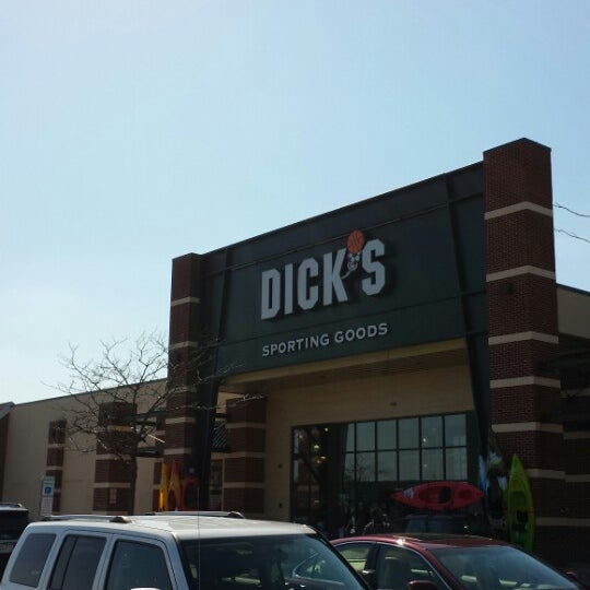 DICK'S Sporting Goods Harrisburg, PA