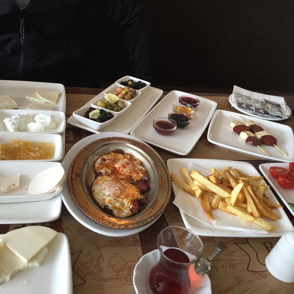 Et Evi Bolu Çiftliği Restaurant 72 tavsiye
