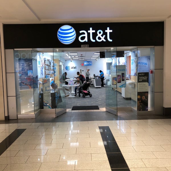 AT&T Mobile Phone Store in Garden City