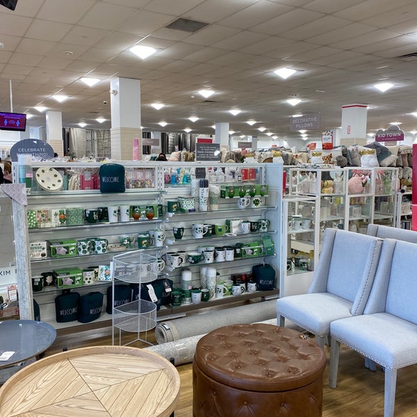 HomeGoods Westbury, NY