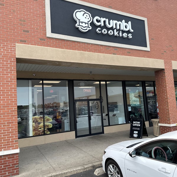 Crumbl Cookies Levittown, NY