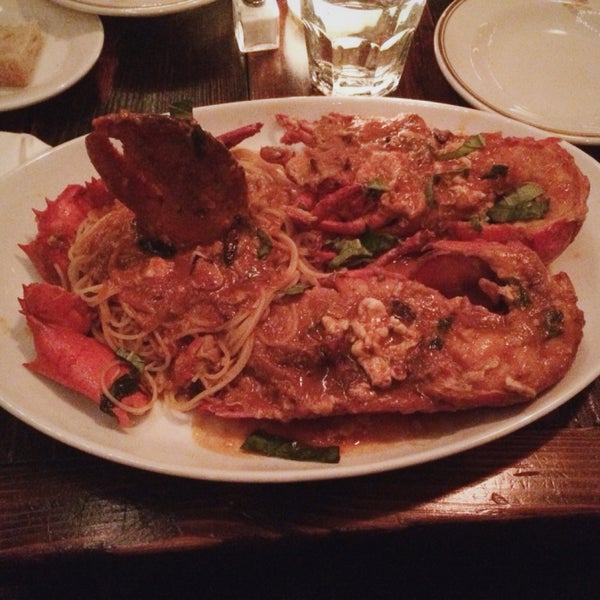 Lobster pasta ($26), hard to go wrong. Cozy simple place and no line at 7:30 pm on a Friday 👍👍👍