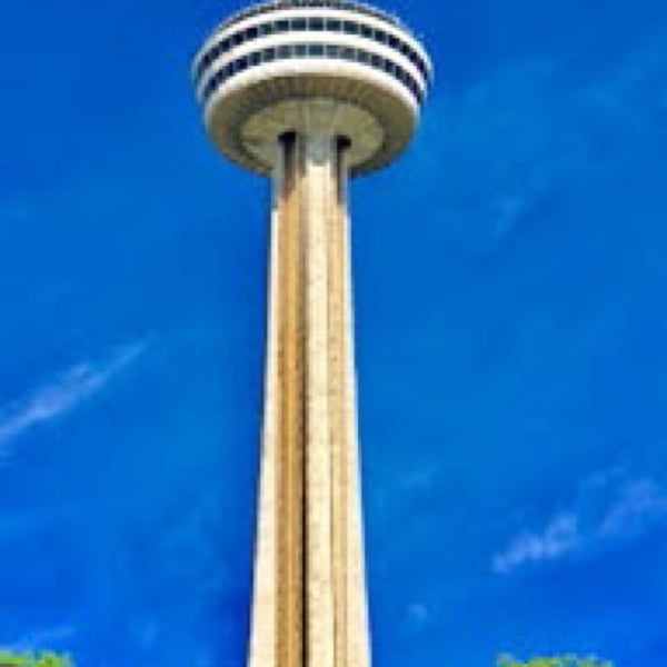 5/9/2021にJeff S.がSkylon Towerで撮った写真