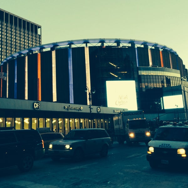2/15/2015 tarihinde Jeff S.ziyaretçi tarafından Madison Square Garden'de çekilen fotoğraf
