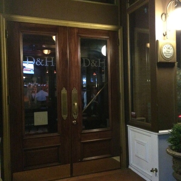 9/2/2014에 Jeff S.님이 Dino &amp; Harrys Steakhouse에서 찍은 사진