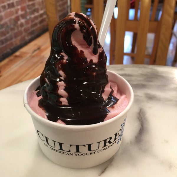 Photo taken at Culture: An American Yogurt Company by Claudia G. on 6/7/2016