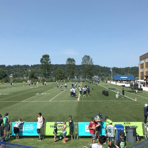 Photo taken at Virginia Mason Athletic Center - Seahawks Headquarters by junsee on 8/6/2018