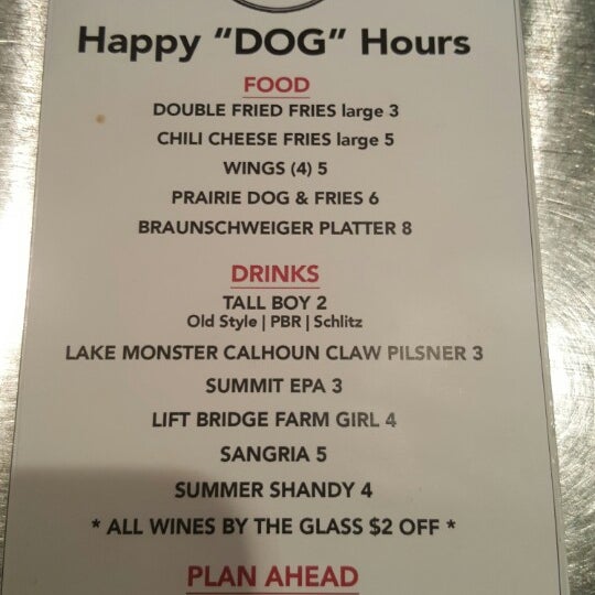 4/7/2016에 NMarie님이 Prairie Dogs Hot Dogs &amp; Handcrafted Sausages에서 찍은 사진