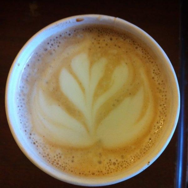 Foto diambil di Spencer&#39;s Coffee oleh Dianna W. pada 2/26/2013