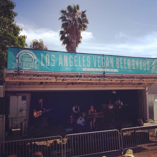Photo taken at LA Vegan Beer &amp; Food Festival by Philip C. on 5/18/2014