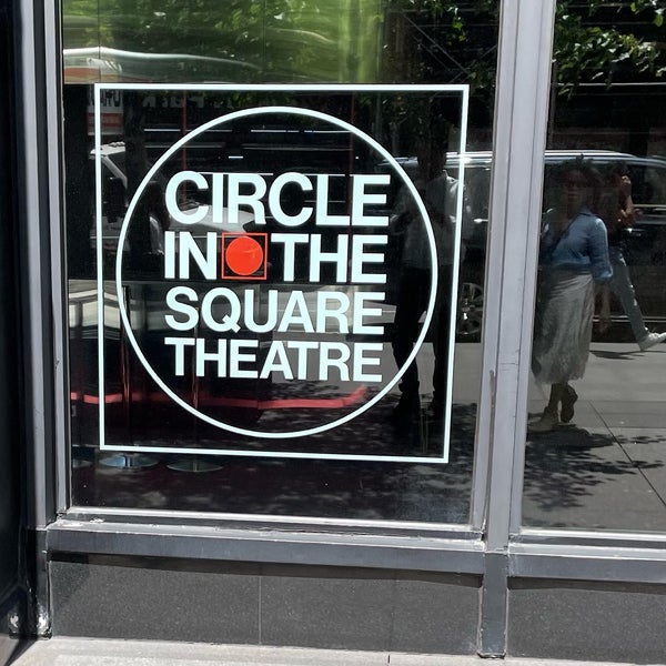 Foto tirada no(a) Circle in the Square Theatre por Philip C. em 6/15/2022