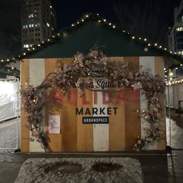 Photo taken at Union Square Holiday Market by Glenn D. on 12/15/2022