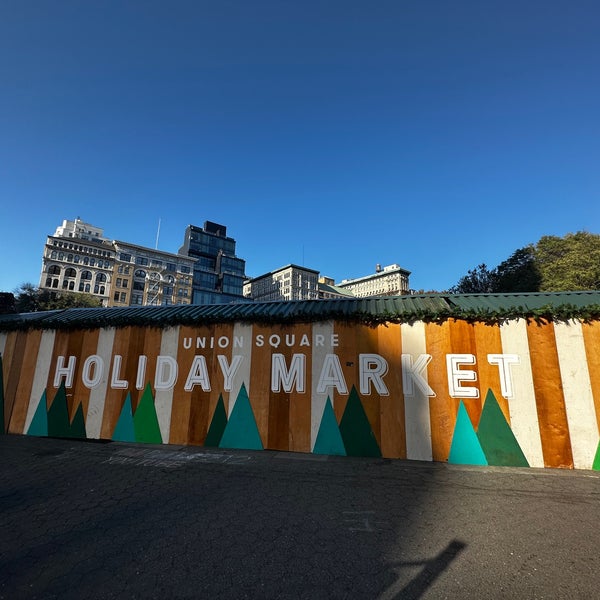 Photo taken at Union Square Holiday Market by Glenn D. on 11/22/2022