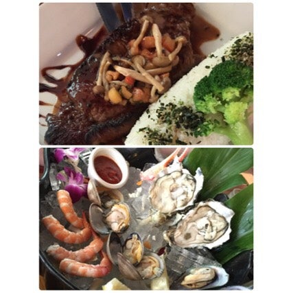 7/24/2015에 ken t.님이 Atlantis Seafood &amp; Steak에서 찍은 사진