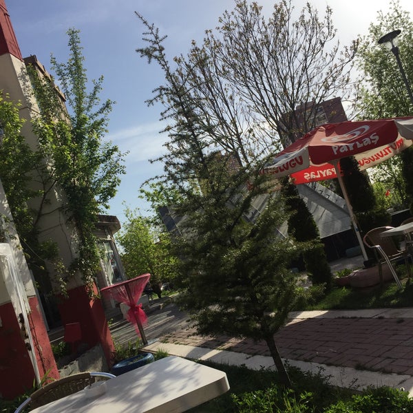 Mikrop Hikmet Inciralti Bahce Cafe Bistro Kadinlar Facebook