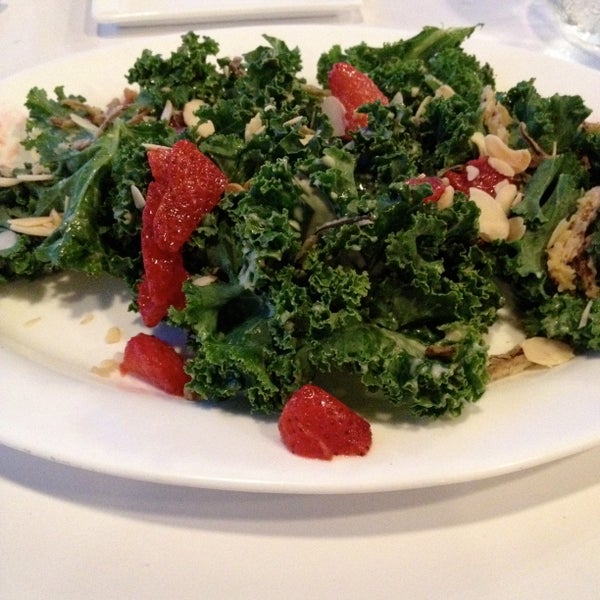 I had the Fresh Kale Salad for a starter!