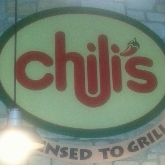 Photo taken at Chili&#39;s Grill &amp; Bar by Kyesha O. on 10/14/2012