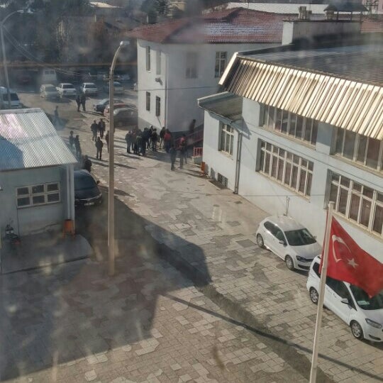 Photo taken at Erzincan Mesleki ve Teknik Anadolu Lisesi by Yusuf Ö. on 12/19/2015