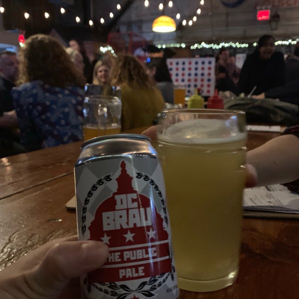 3/9/2019 tarihinde Sharon P.ziyaretçi tarafından The Kings Beer Hall'de çekilen fotoğraf