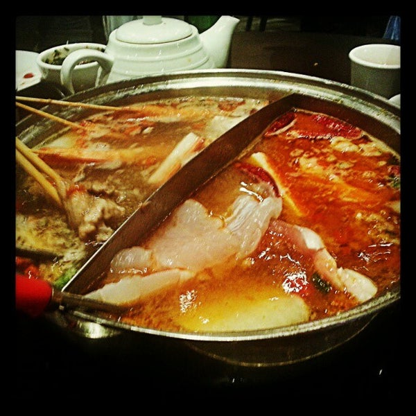 Photo taken at Hot Pot Garden by Kenny T. on 12/20/2012