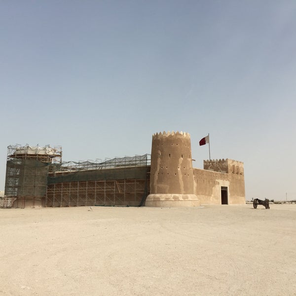 Foto tirada no(a) Al Zubarah Fort and Archaeological Site por بو شهد ا. em 2/20/2015