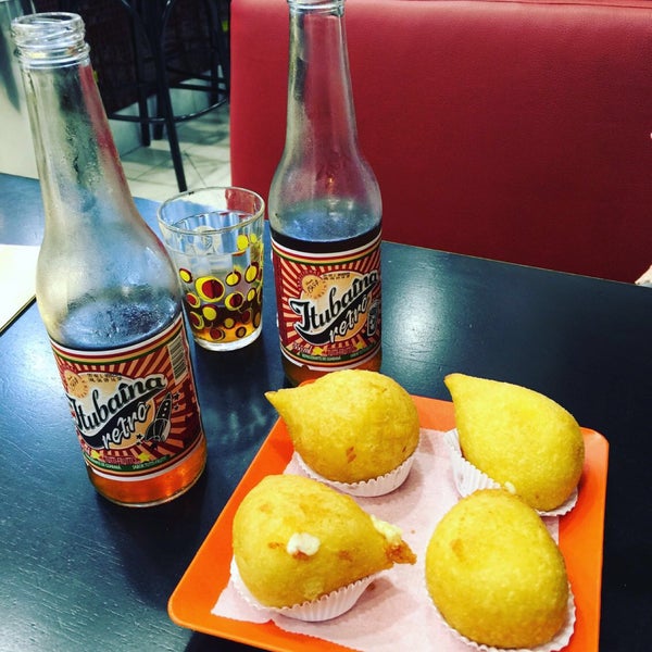 Photo prise au Santa Coxinha par Cris N. le5/9/2016