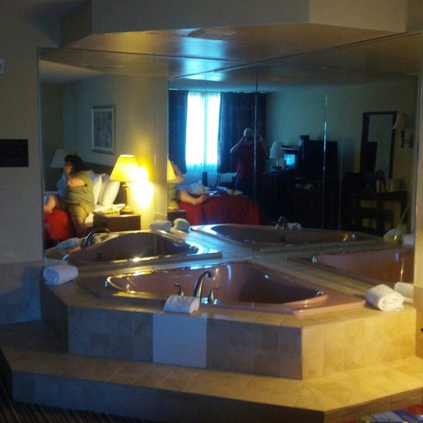 Photos At Comfort Inn Pocono Mountain Route 940 At 1 80 And I 476