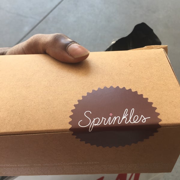 Photo taken at Sprinkles Downtown Los Angeles by Durrell L. on 6/24/2017