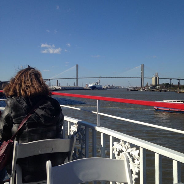 Das Foto wurde bei Savannah&#39;s Riverboat Cruises von Cyndy M. am 1/18/2015 aufgenommen