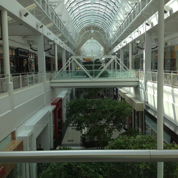 Arden Fair Mall Arden Fair 10166 ziyaretçidan 41 tavsiye