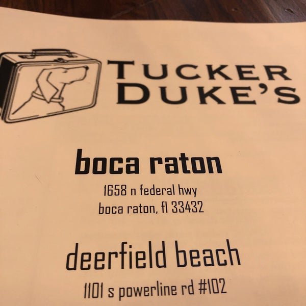 รูปภาพถ่ายที่ Tucker Duke&#39;s Lunchbox Boca Raton โดย Kasey B. เมื่อ 10/4/2019