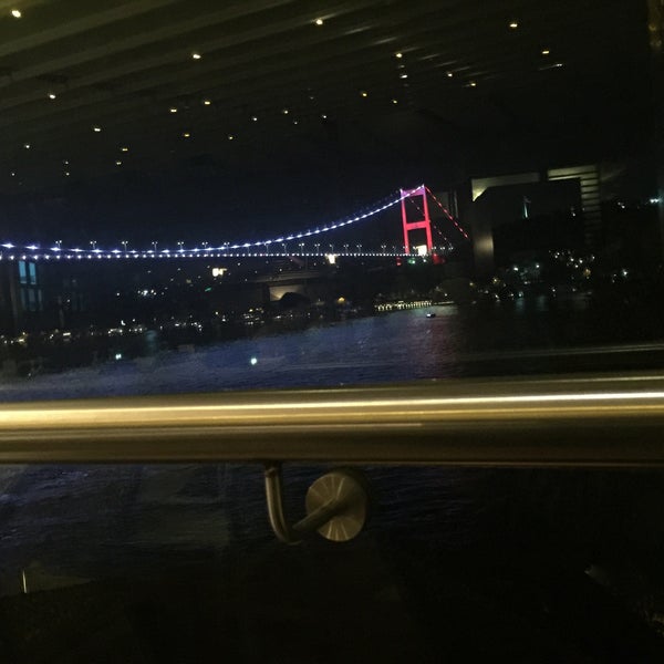 Foto tomada en Seyir Terrace  por Kürşat K. el 11/19/2016