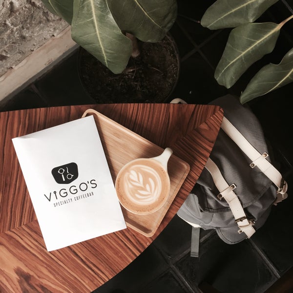 Foto diambil di Viggo&#39;s Specialty Coffee oleh Marte C. pada 7/30/2017