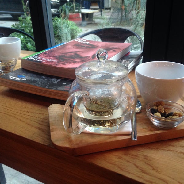 Foto tirada no(a) Tea or Coffee por Semin Ö. em 10/28/2015