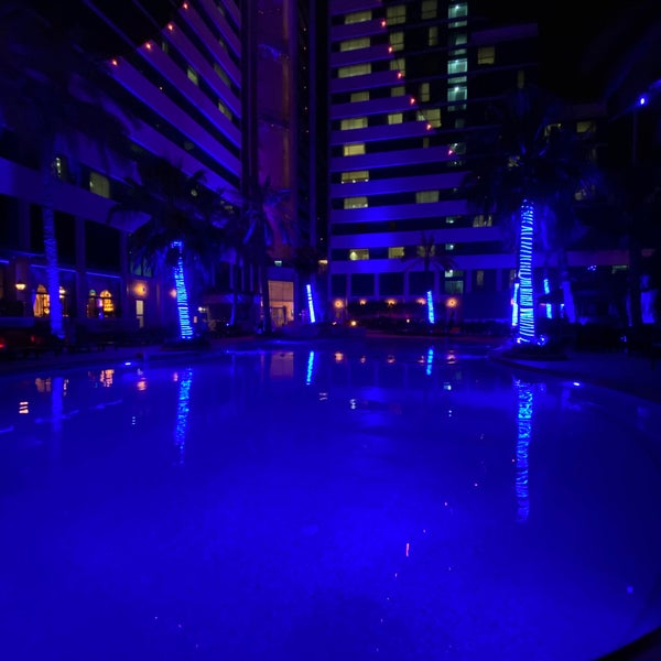 Foto diambil di Elite Resort &amp; Spa Muharraq oleh Nouphi pada 5/10/2024