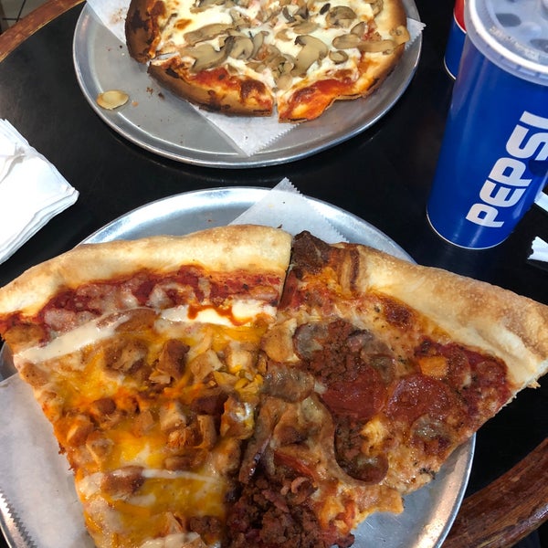 Photo taken at Front Street Pizza by Go Diego Go V. on 1/26/2019