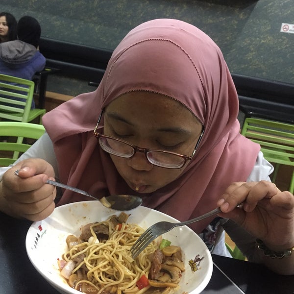 Mee Tarik Warisan Asli Noodle House In Shah Alam