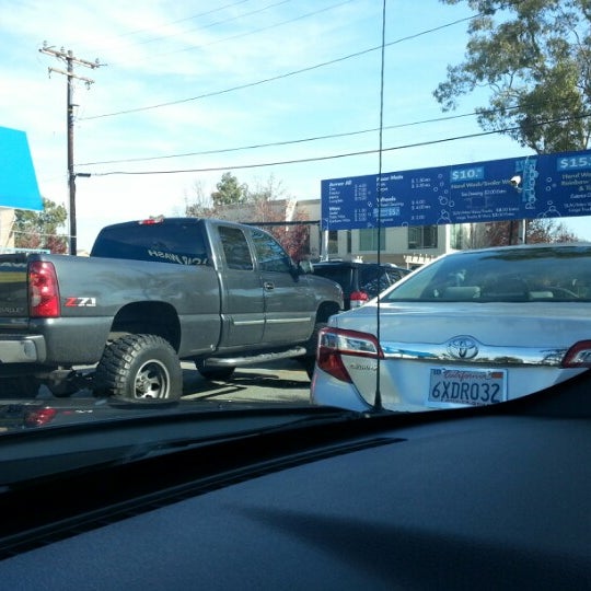 Bubble Bath Hand Car Wash Automotive Shop in Torrance